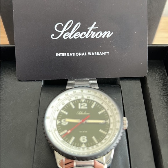 Mens Selectron watch. Brand new. Never been worn. - Picture 3 of 4